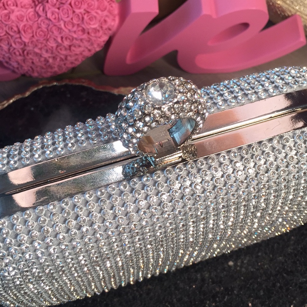 Silver Rhinestone Clutch - Picture 2 of 4